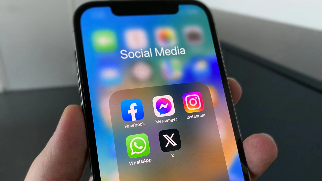 Elon Musks X under criminal investigation in France for ‘algorithm manipulation