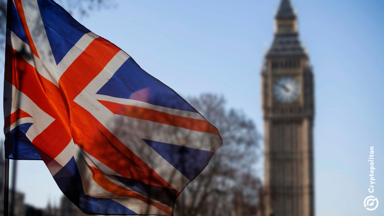 UK watchdog targets Apple Googles mobile dominance