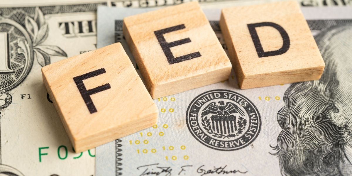 Trump Accuses Fed Chair of Political Bias and Calls for Rate Cuts