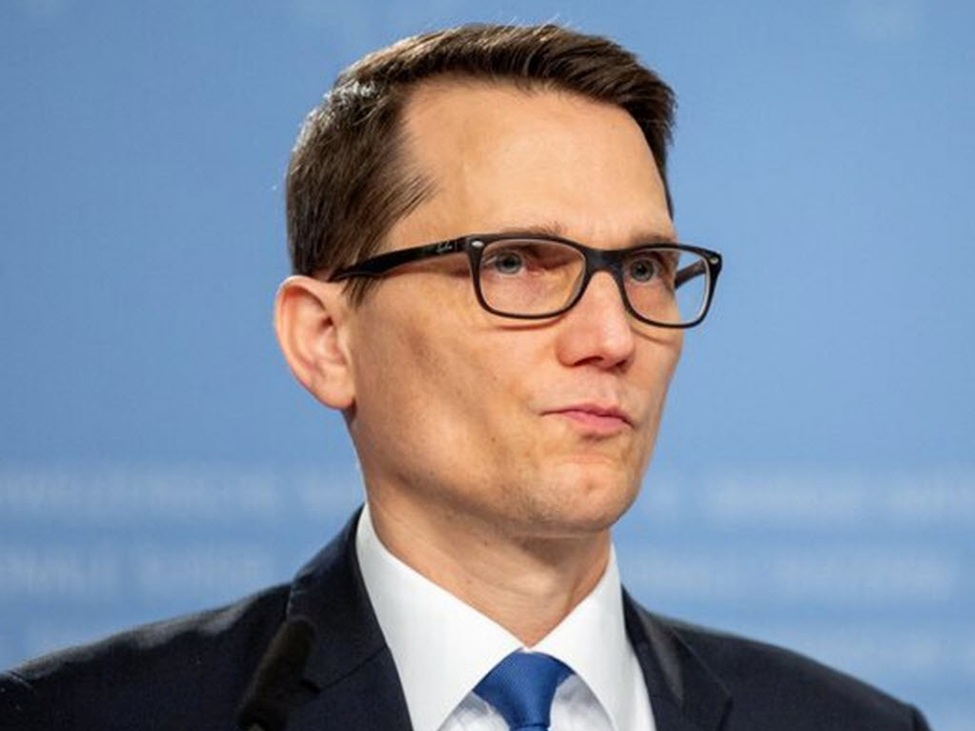 Schlegel20SNB id f3f24206 a1ea 4033 99b7 e60bda2990f6 size975 1