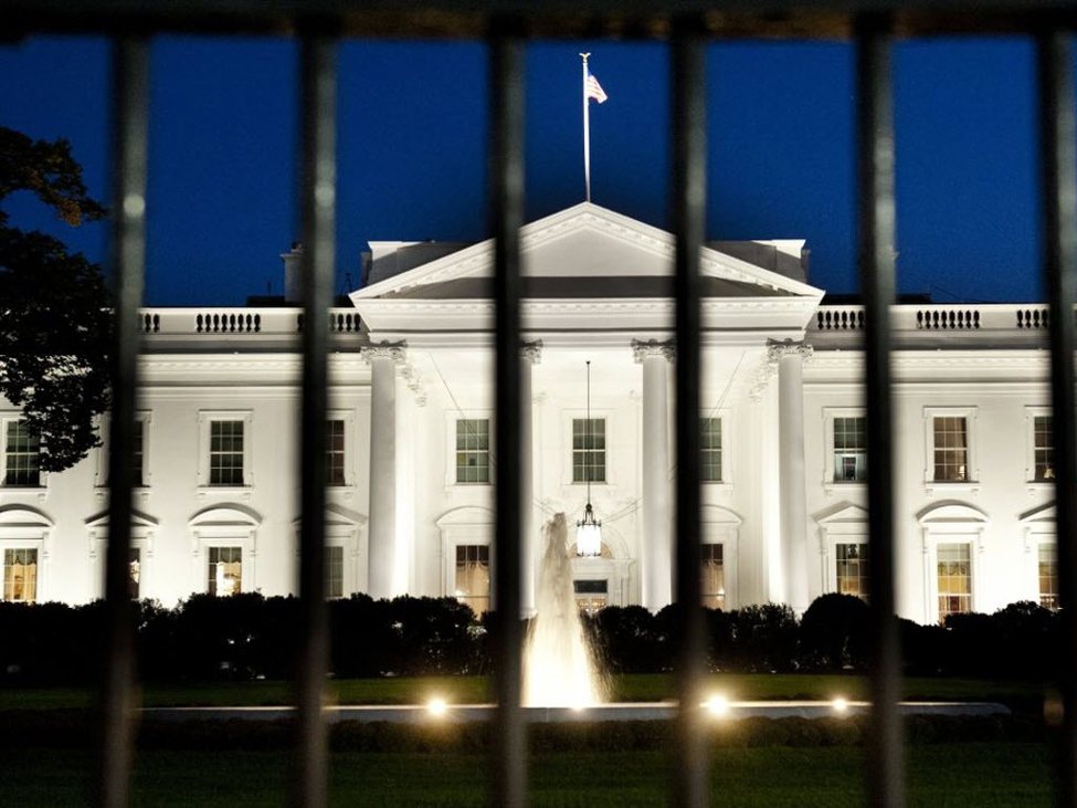 White20House20US20Govt20Bars id 5840d1aa 7f61 41b2 bba1 3289d3f0677e size975