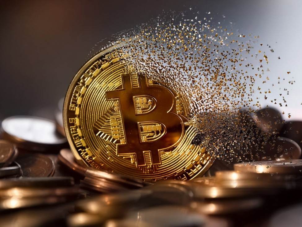 bitcoin id d892cbb8 6879 4c63 a434 65083194662a size975