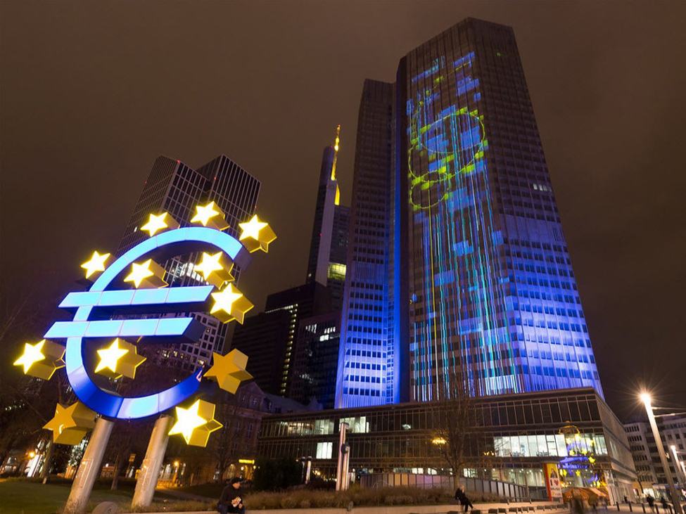 ECB April meeting account notes that upside risks to inflation had intensified